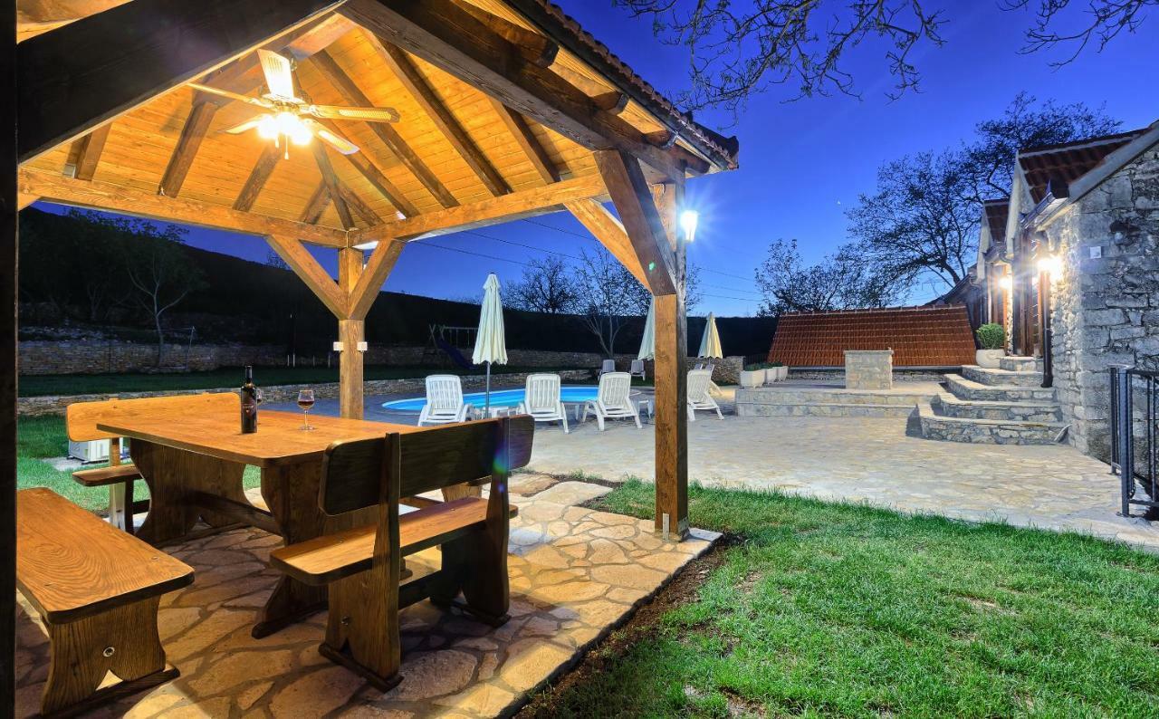 Penzion Dalmatia Stone House - Heated Pool Biorine Exteriér fotografie
